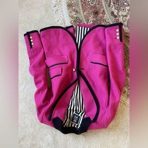 Juicy couture sz 0 jacket only worn a few times just exquisite!